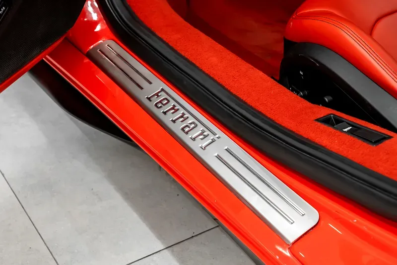 فيراري F8 تريبوتو 2020